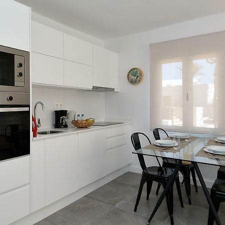 Apartments Seacoast Teguise Коста-Тегисе Экстерьер фото
