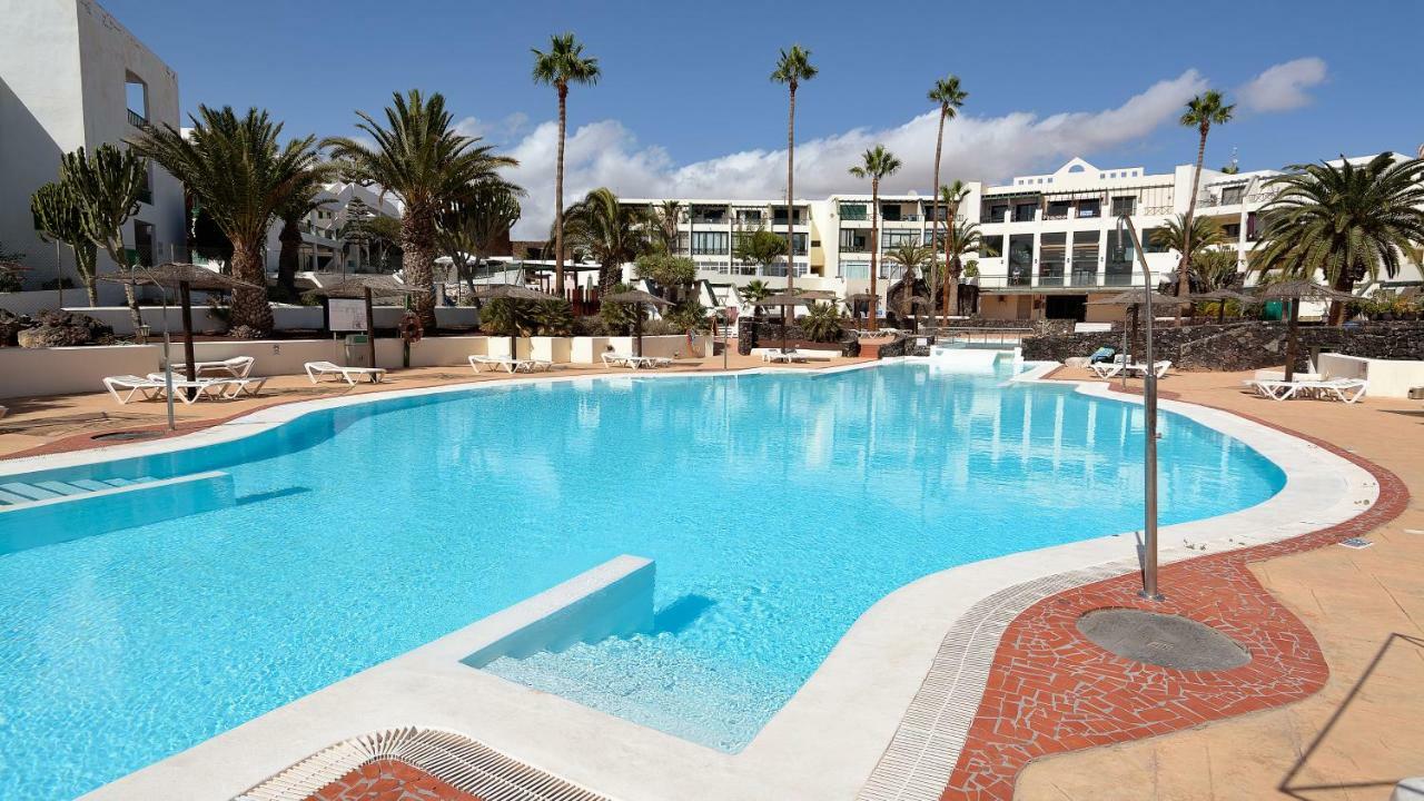 Apartments Seacoast Teguise Коста-Тегисе Экстерьер фото